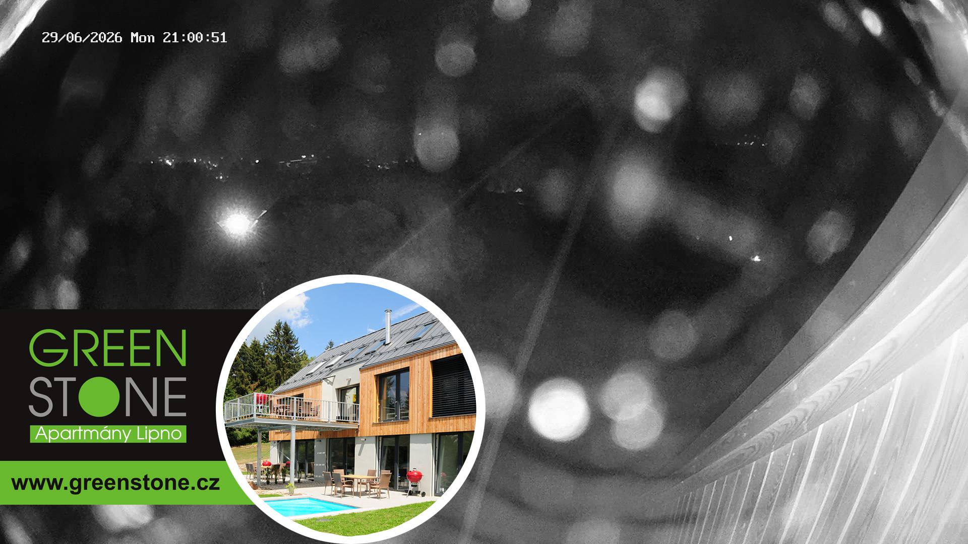 Aktuální záběr z kamery umístěné na našem apartmánovém domě Green Stone Lipno